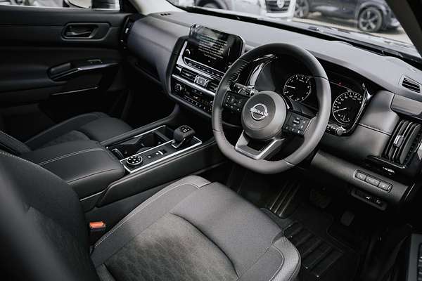 2024 Nissan Pathfinder ST-L R53