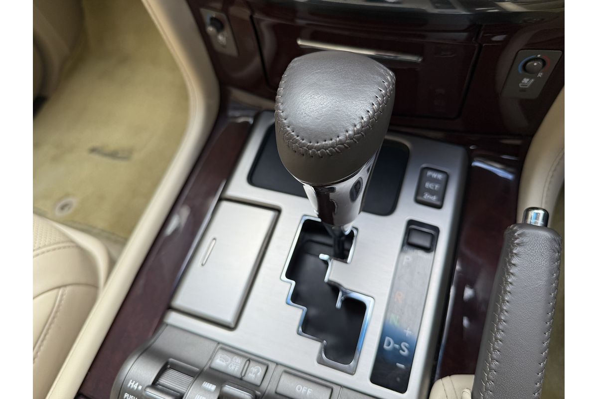 2015 Lexus LX LX570 URJ201R