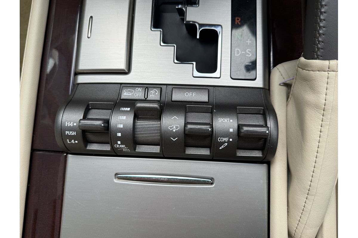 2015 Lexus LX LX570 URJ201R