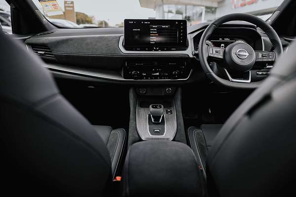 2025 Nissan QASHQAI Ti-L J12