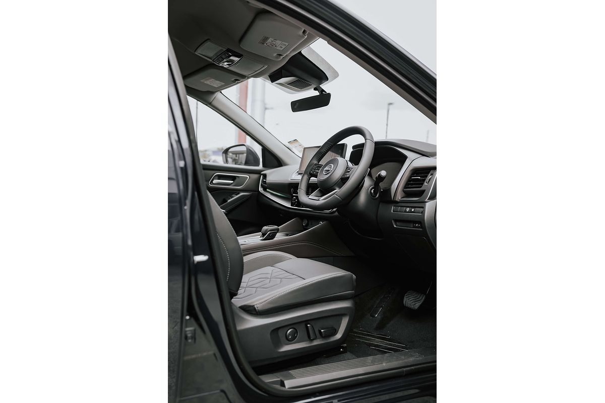 2025 Nissan QASHQAI Ti J12