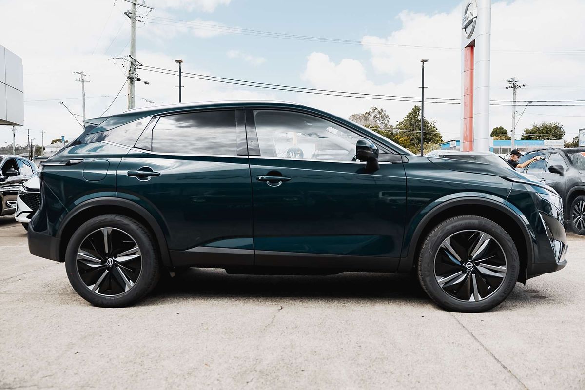 2025 Nissan QASHQAI Ti J12