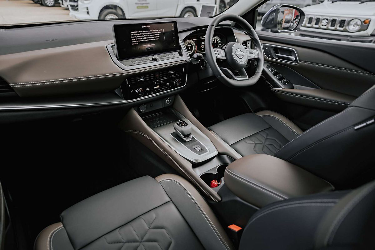 2025 Nissan QASHQAI Ti J12