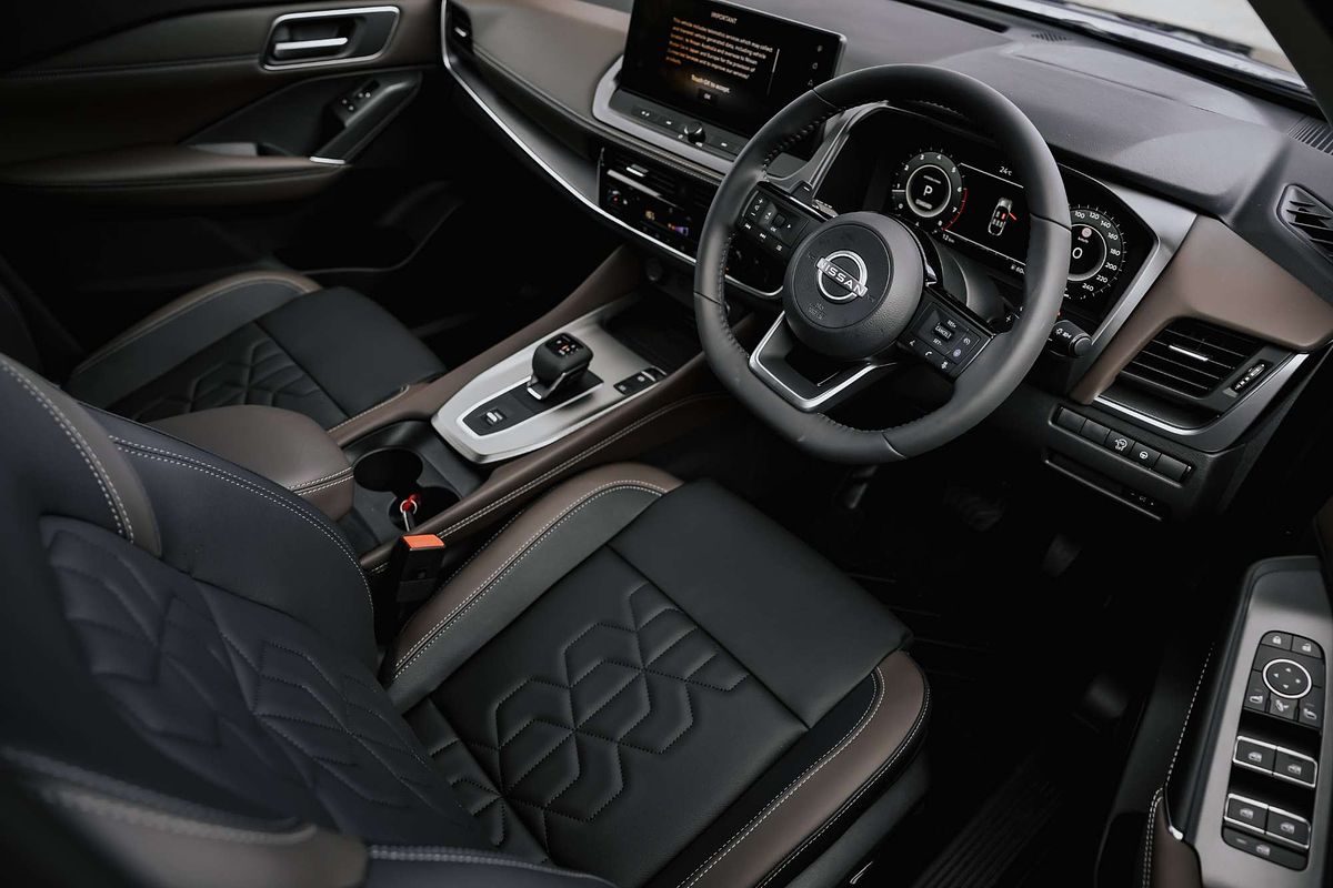 2025 Nissan QASHQAI Ti J12