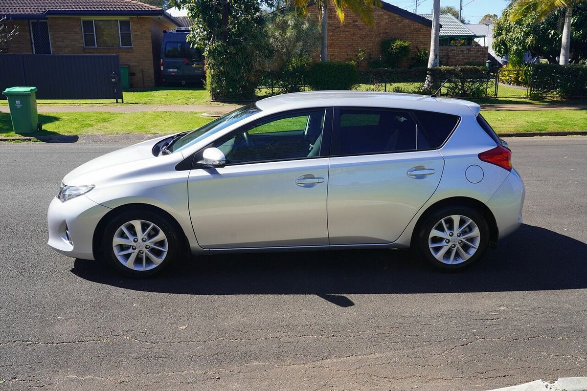 2014 Toyota Corolla Ascent Sport ZRE182R