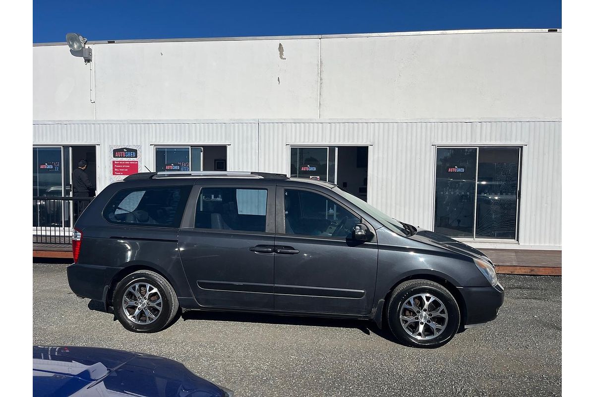 2014 Kia Grand Carnival Si VQ