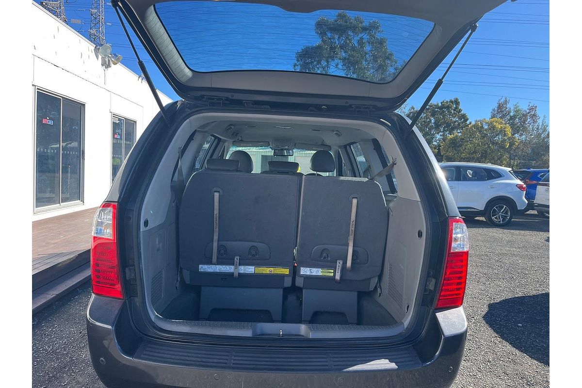 2014 Kia Grand Carnival Si VQ