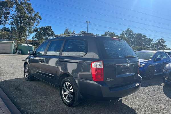 2014 Kia Grand Carnival Si VQ