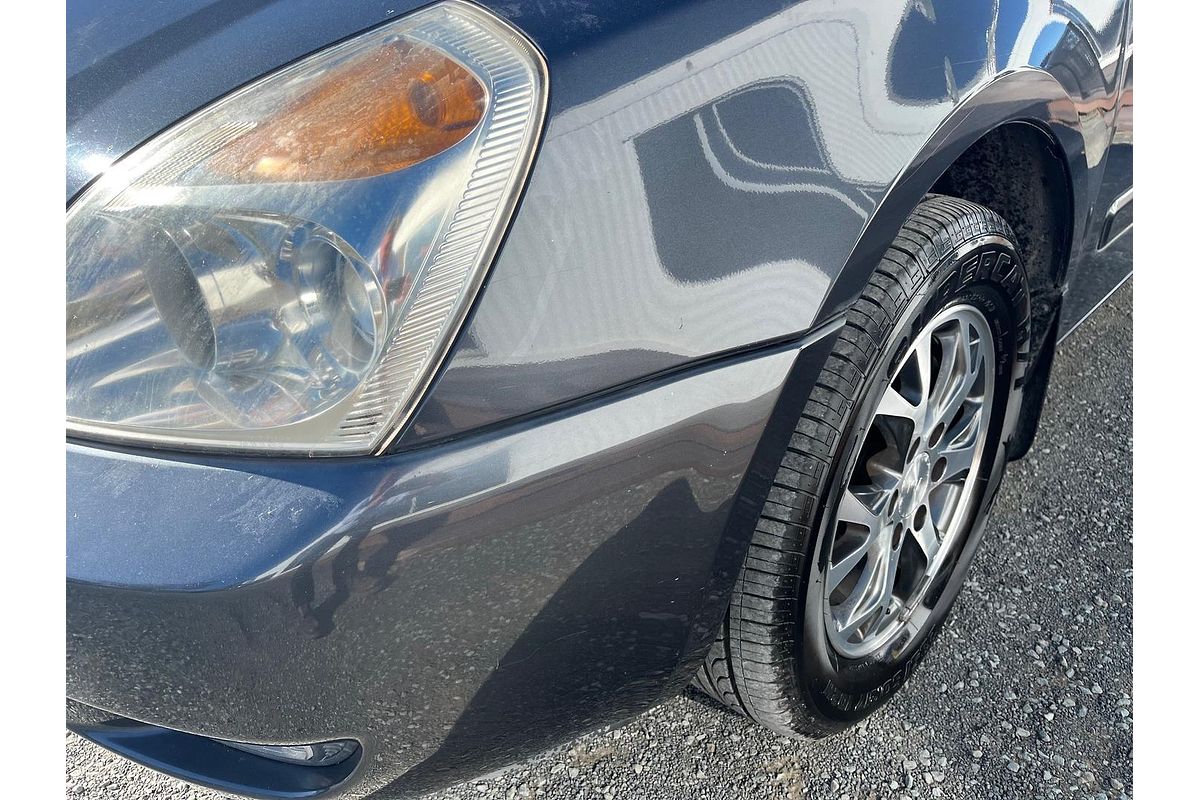 2014 Kia Grand Carnival Si VQ