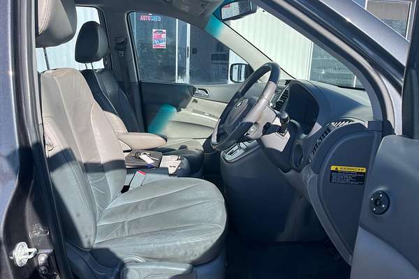 2014 Kia Grand Carnival Si VQ