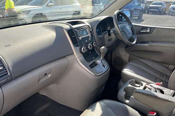 2014 Kia Grand Carnival Si VQ