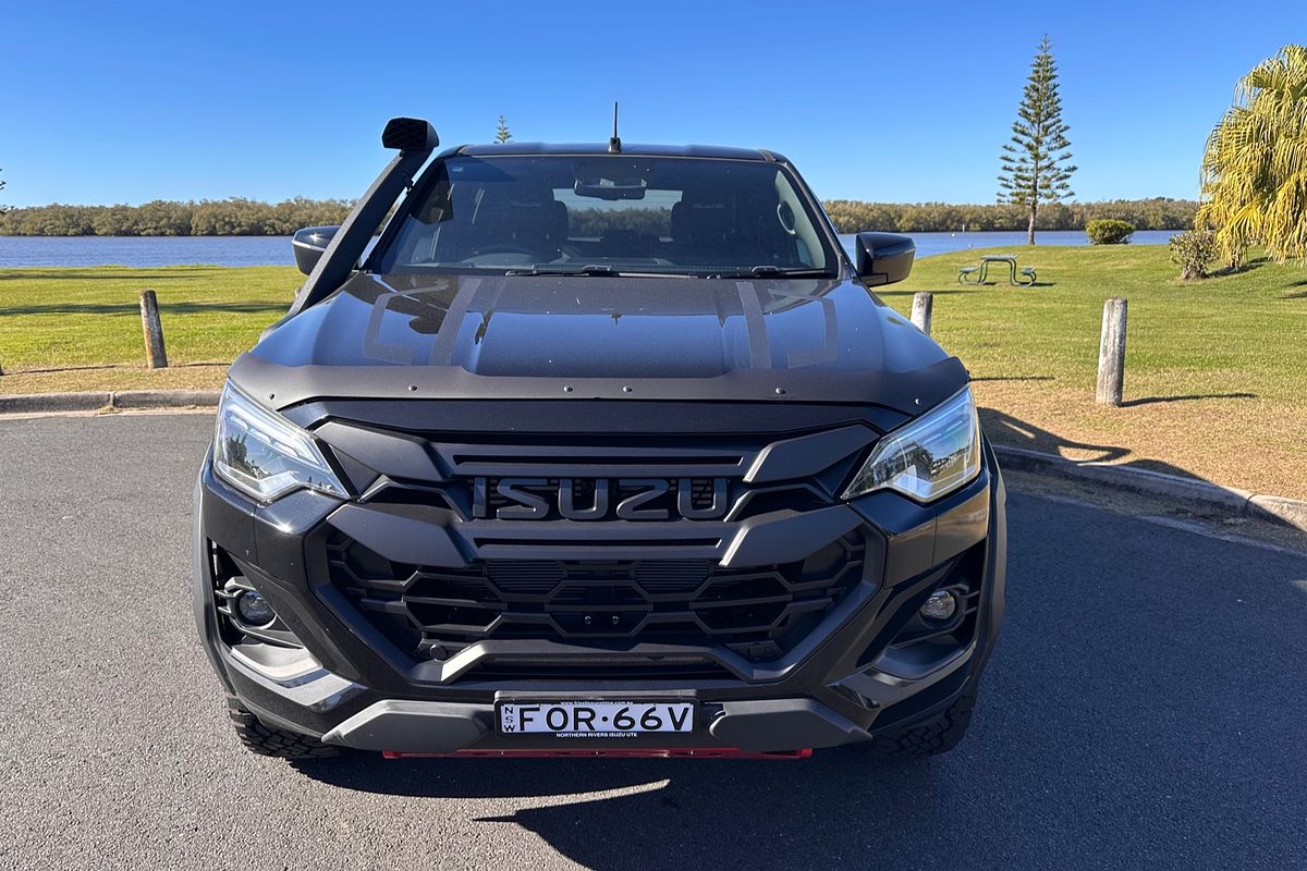 2024 Isuzu D-MAX BLADE 4X4