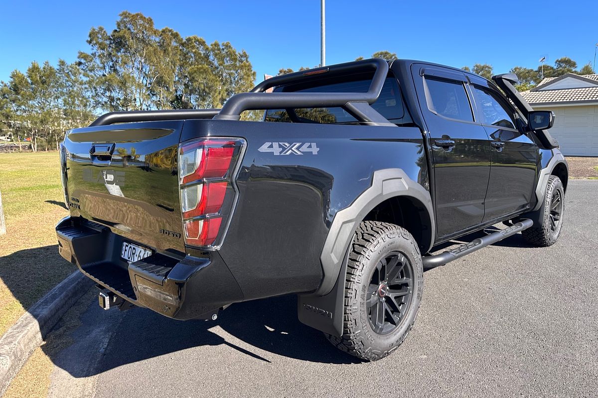 2024 Isuzu D-MAX BLADE 4X4