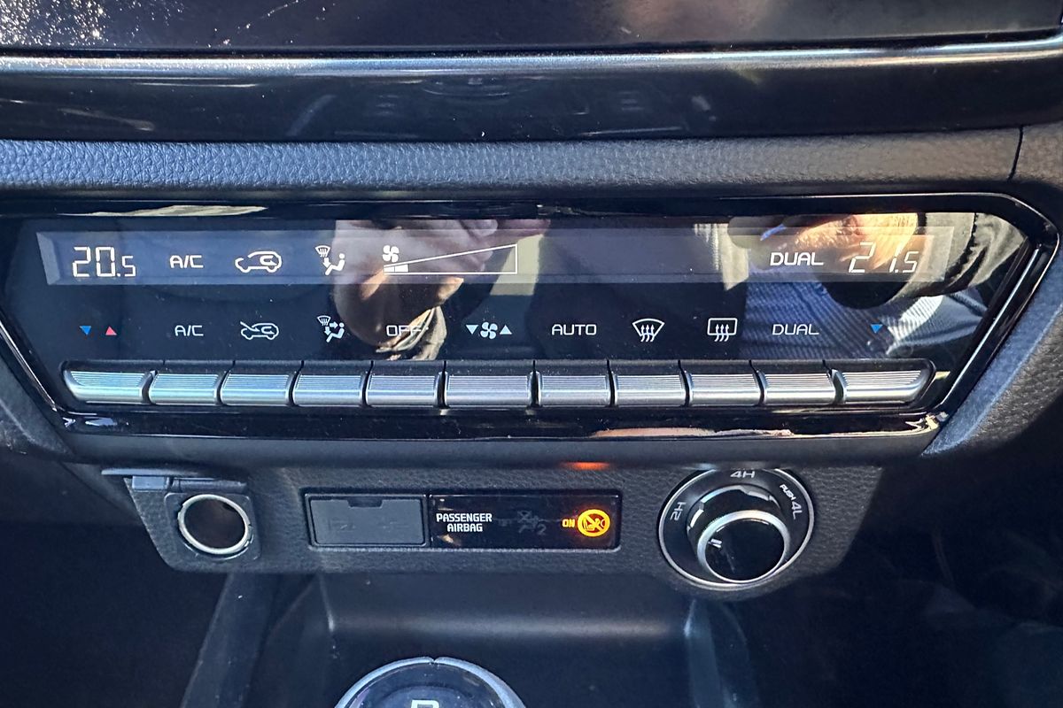 2024 Isuzu D-MAX BLADE 4X4