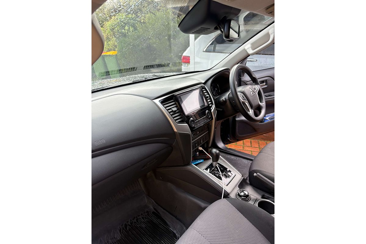 2021 Mitsubishi Triton GLX+ MR 4X4