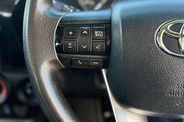 2021 Toyota Hilux SR GUN126R 4X4