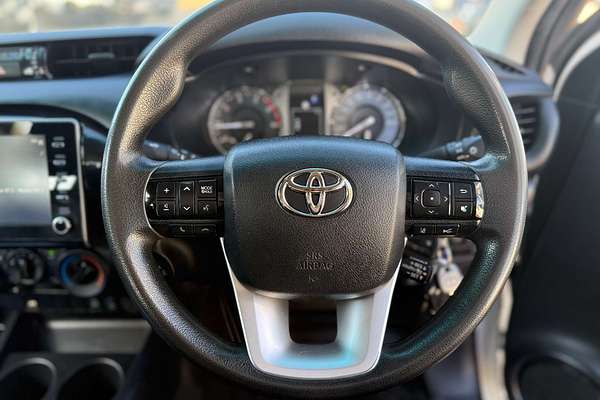 2021 Toyota Hilux SR GUN126R 4X4