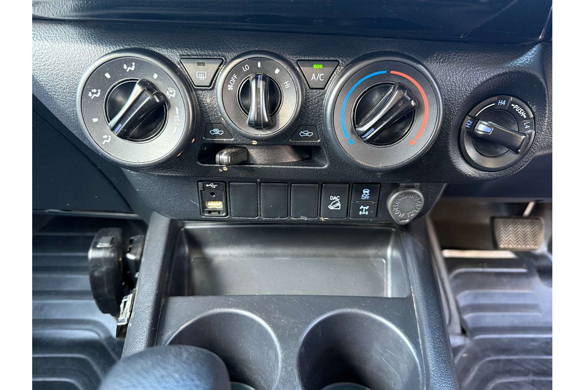 2021 Toyota Hilux SR GUN126R 4X4