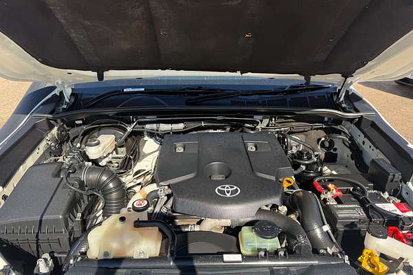 2021 Toyota Hilux SR GUN126R 4X4