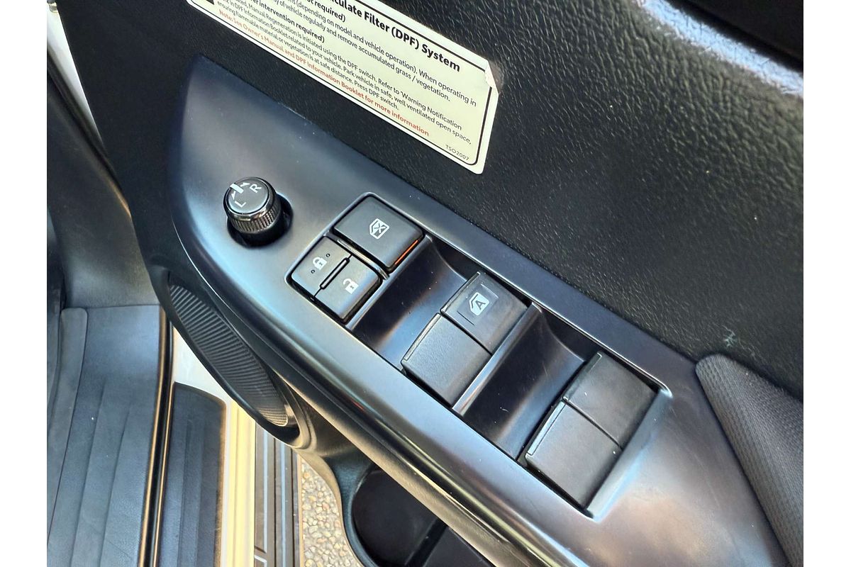 2021 Toyota Hilux SR GUN126R 4X4