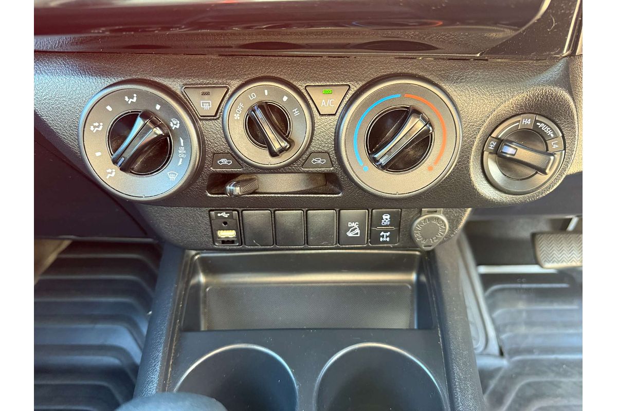 2021 Toyota Hilux SR GUN126R 4X4