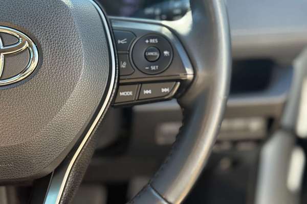 2020 Toyota RAV4 GXL AXAH54R