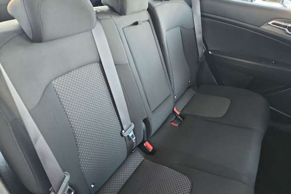 2021 Kia Sportage S NQ5