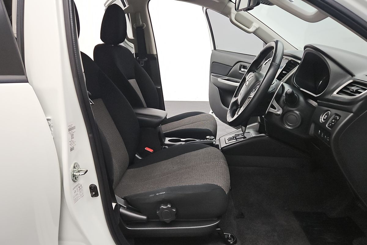 2021 Mitsubishi Triton GLS MR 4X4