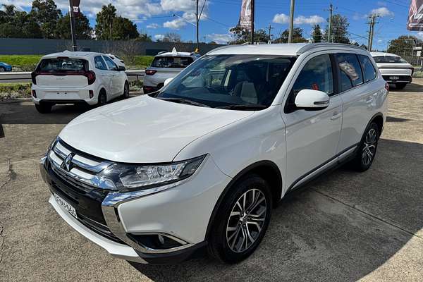 2017 Mitsubishi Outlander LS ZK