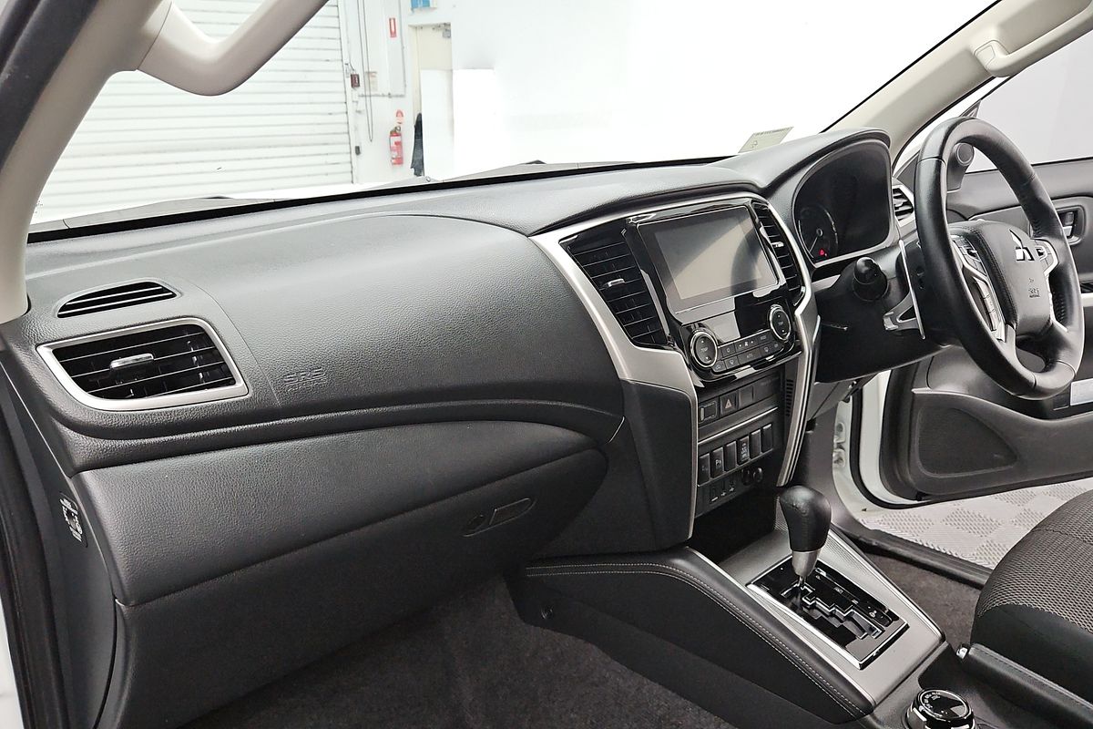 2021 Mitsubishi Triton GLS MR 4X4