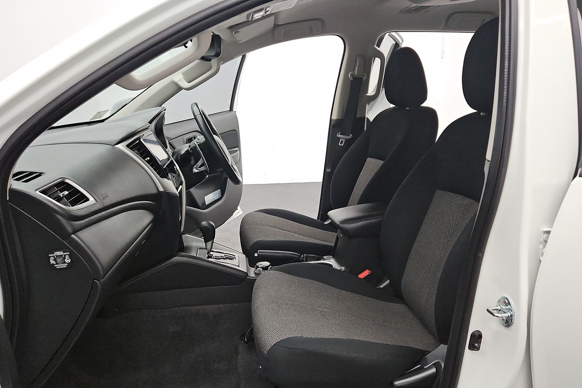 2021 Mitsubishi Triton GLS MR 4X4