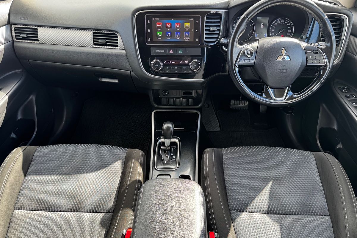 2017 Mitsubishi Outlander LS ZK