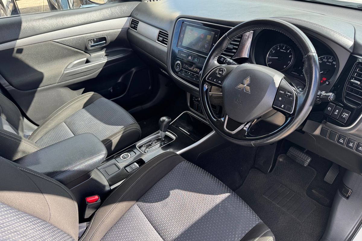 2017 Mitsubishi Outlander LS ZK