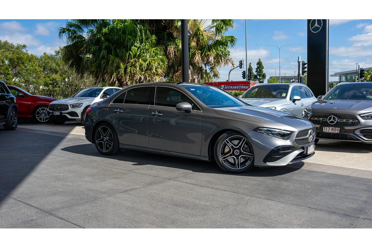 2023 Mercedes-Benz A-Class A250 V177