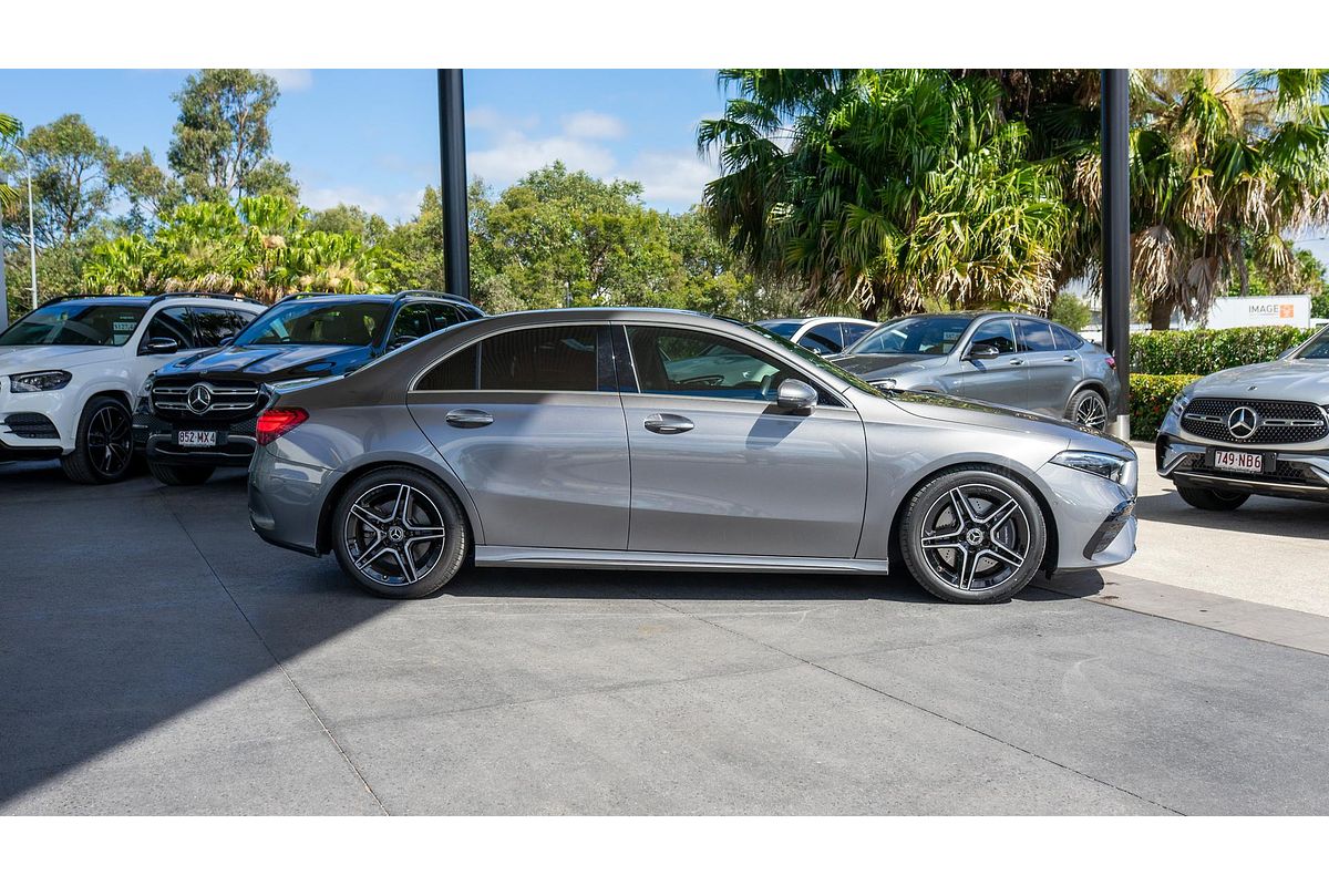 2023 Mercedes-Benz A-Class A250 V177