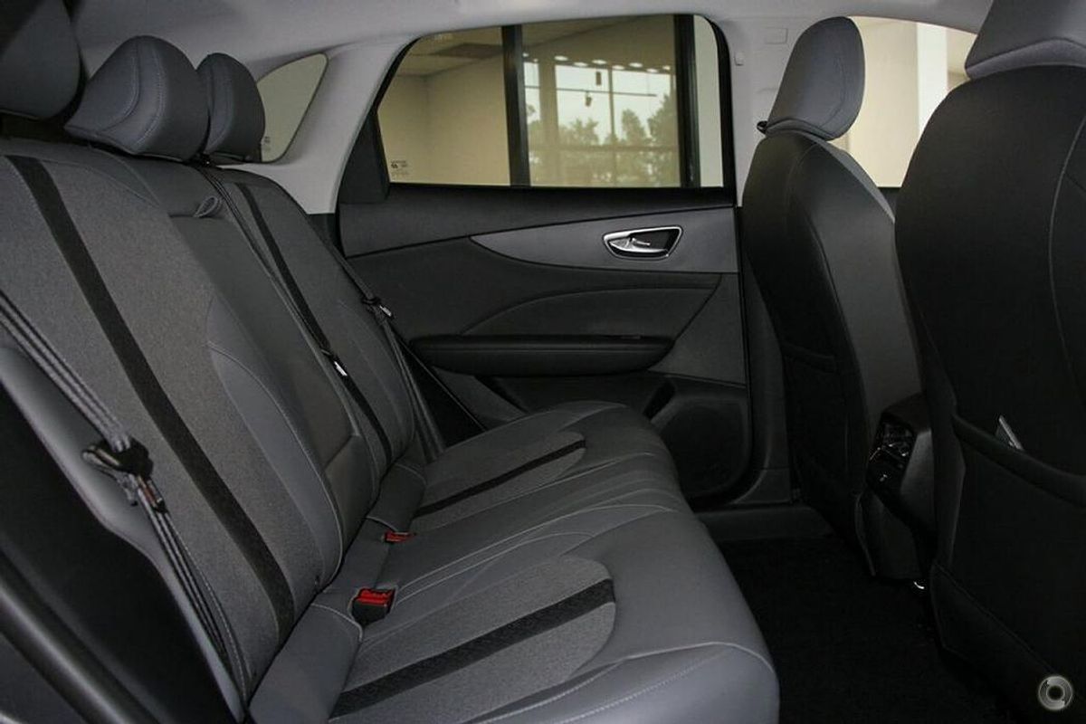2025 MG MGS5 EV Essence 49 ZS3EM