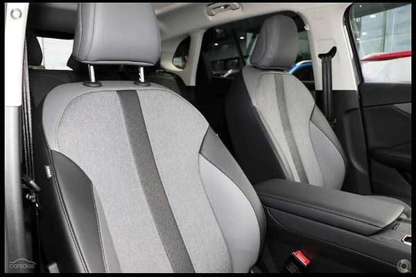 2025 MG MGS5 EV Essence 49 ZS3EM