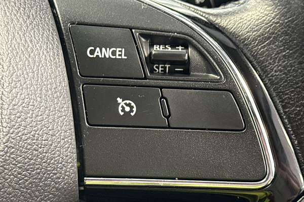 2016 Mitsubishi X LS XC