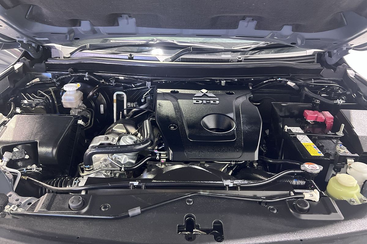 2022 Mitsubishi Pajero Sport GLS QF