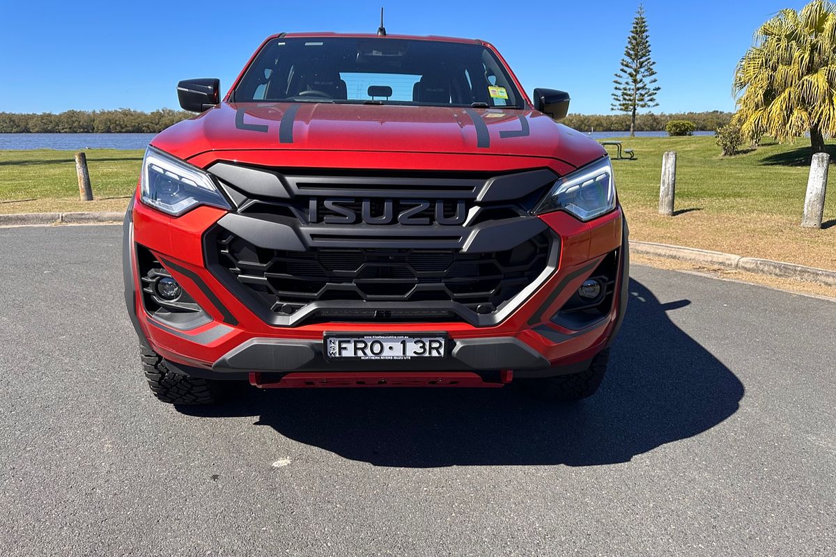 2024 Isuzu D-MAX BLADE 4X4