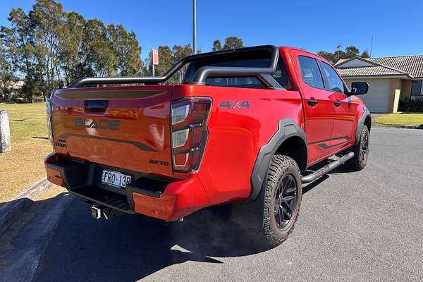 2024 Isuzu D-MAX BLADE 4X4