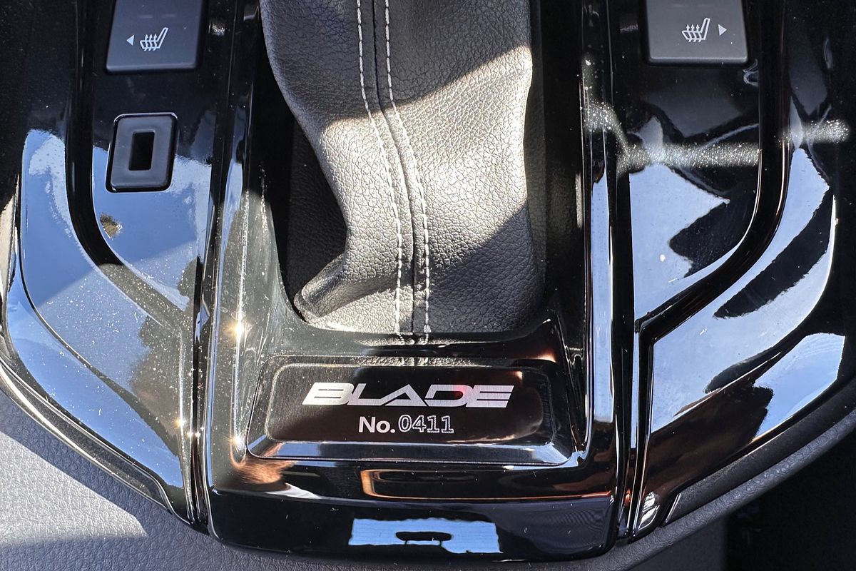 2024 Isuzu D-MAX BLADE 4X4