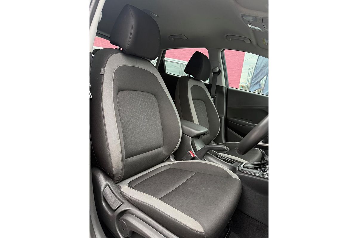 2017 Hyundai Kona Active OS