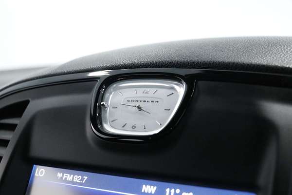 2013 Chrysler 300 SRT-8 Core LX