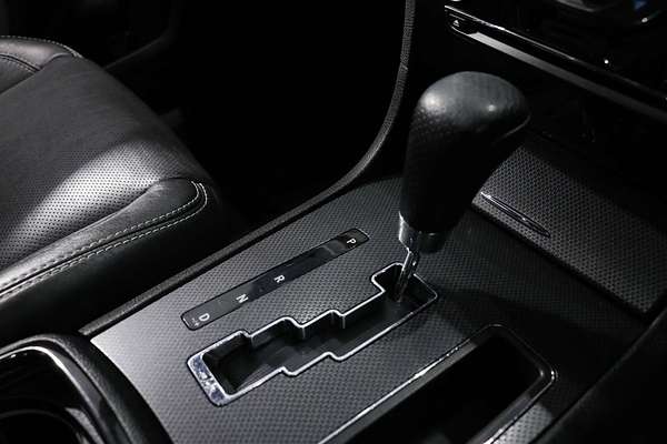 2013 Chrysler 300 SRT-8 Core LX
