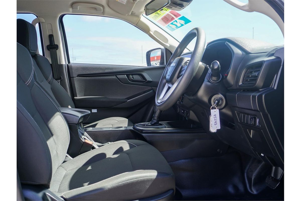 2022 Isuzu D-MAX SX 4X4