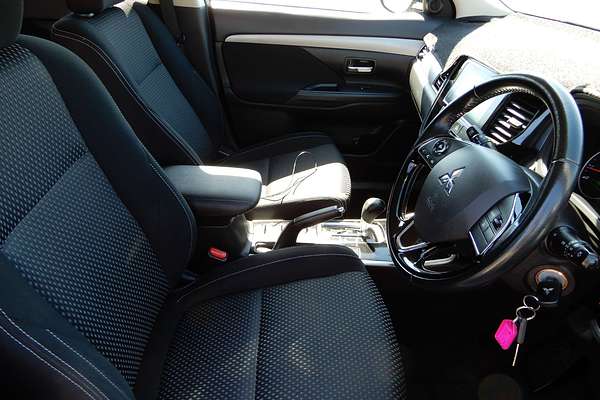 2017 Mitsubishi Outlander LS ZK