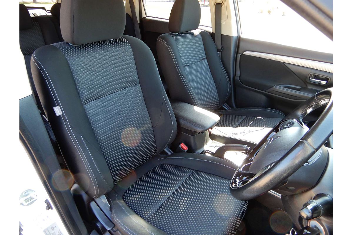 2017 Mitsubishi Outlander LS ZK