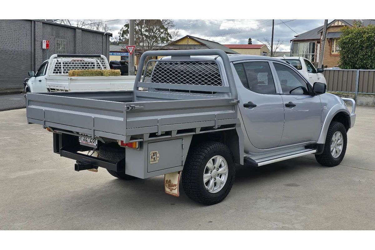 2014 Mitsubishi Triton GLX MN 4X4