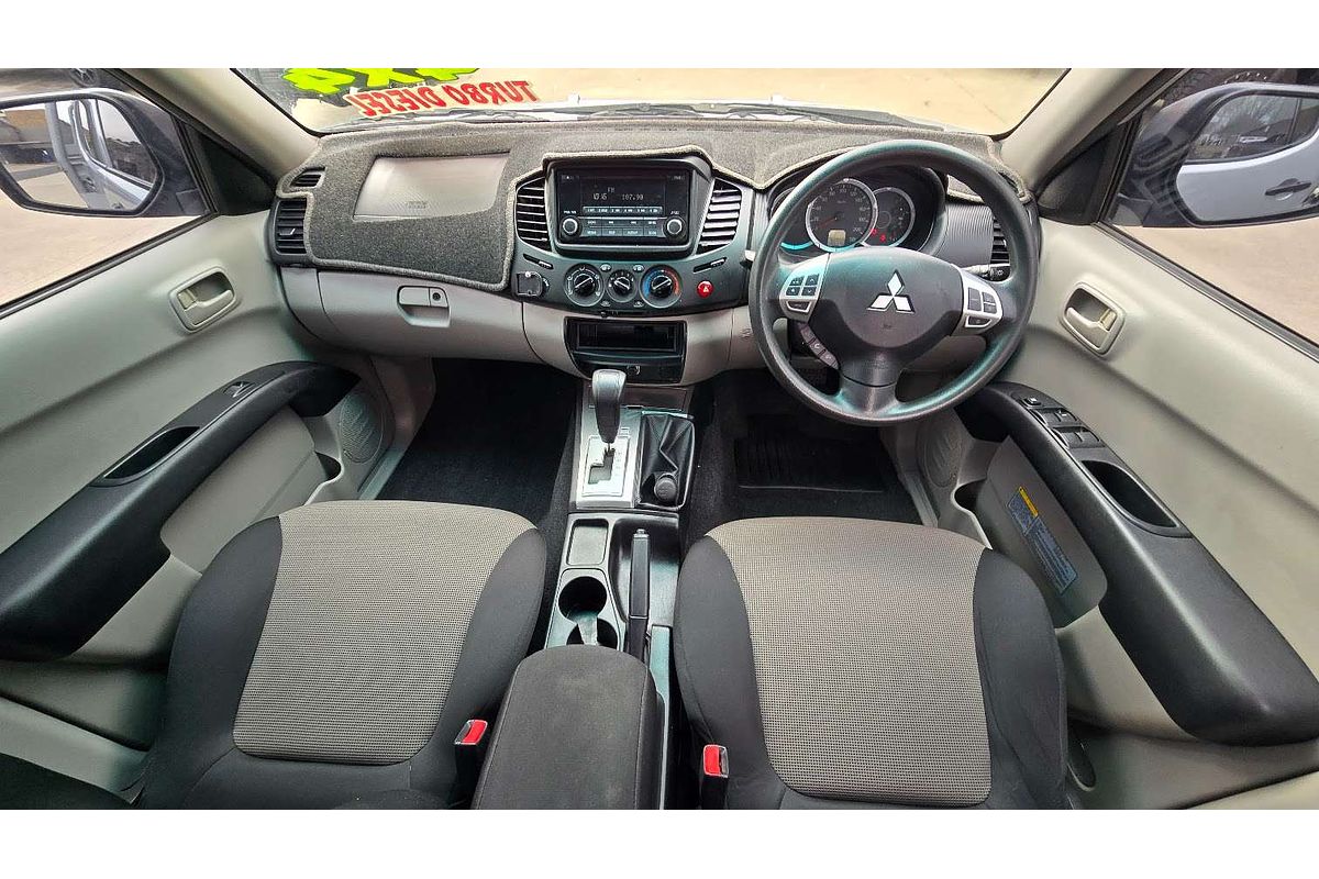 2014 Mitsubishi Triton GLX MN 4X4